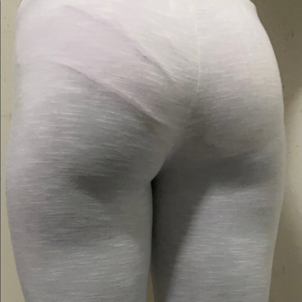 White stretchy long leggings